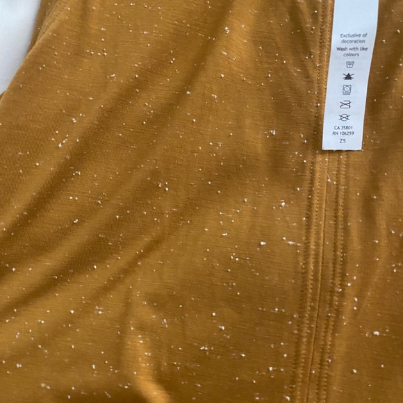 High neck lululemon tank top - Picture 3 of 3